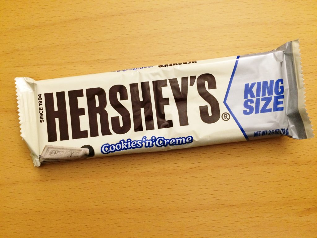 Hershey's cookies and cream chocolate - Finally i tasted hersheys (yes... my first hersheys... I have been cutting down sugar remember?) and it's a huge bar this one! too sweet for me but a square every now and then won't hurt.