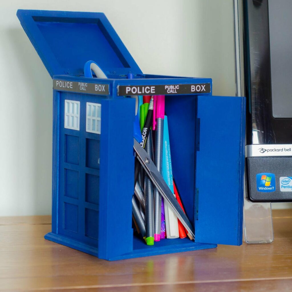 Doctor Who Tardis Desk Tidy