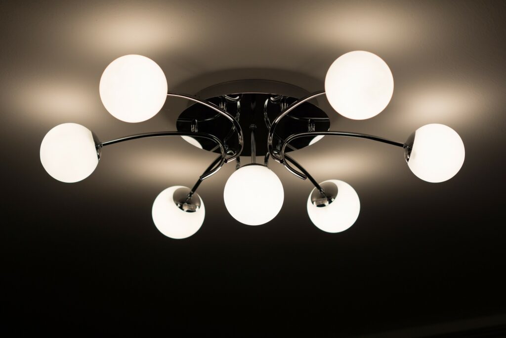 ceiling lamp with rounded bulbs 