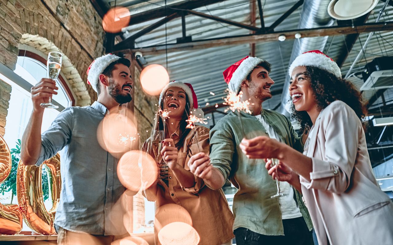 5 Tips for Throwing a Memorable Office Christmas Party