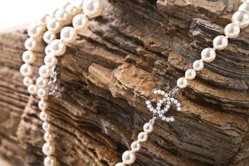 channel pearl necklace