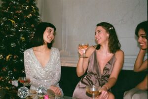 5 Christmas Party Outfit Ideas For A Timeless Look