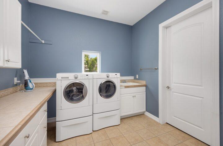 How to Keep Your Laundry Room Organized