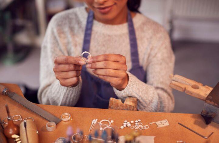 Steps to Creating Your Own Jewelry Pieces