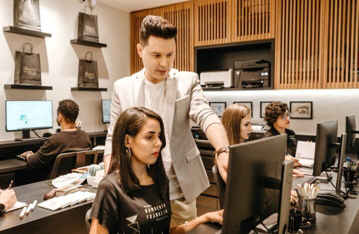 What's the Future of Middle Management? Navigating Shifts in Leadership Dynamics