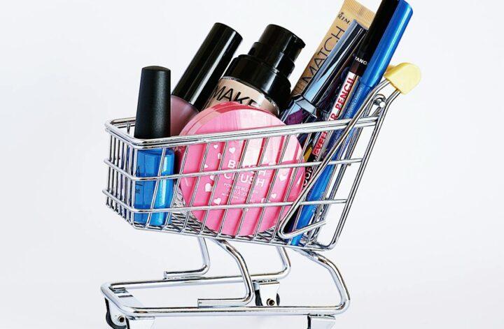 Cosmetics Ingredients: Top 10 to Avoid for Healthy Skin