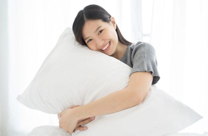 Fluff It Up: The 4 Pillows You Need in Your Home