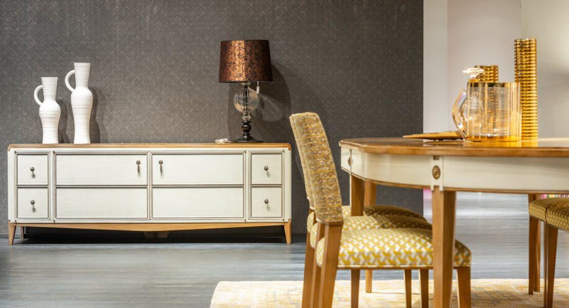 chic dining room