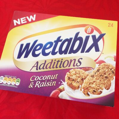 Weetabix in coconut and raisins - Fibre with more fibre and lots of flavour? Here you go. a Healthy day start with a great breakfast. Weetabix