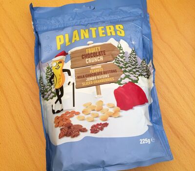Planters Fruity chocolate crunch