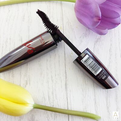 Rimmel London Mascara (Kate Moss Ed.) in Eye Rock Amethyst Rimmel London Mascara (Kate Moss Ed.) in Eye Rock Amethyst